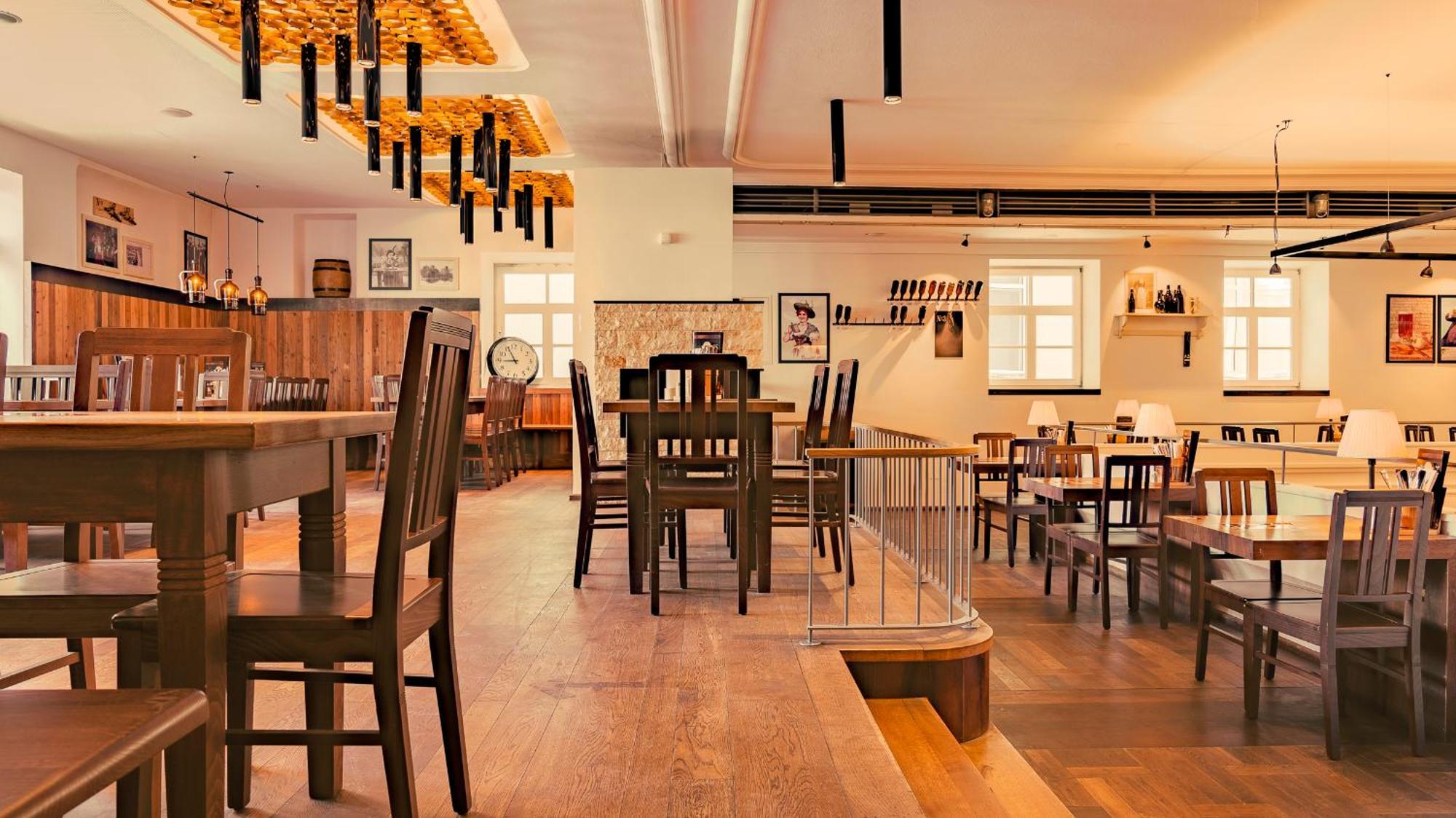 Brauhaus-Hotel Koenig Von Flandern เอาก์สเบิร์ก ภายนอก รูปภาพ